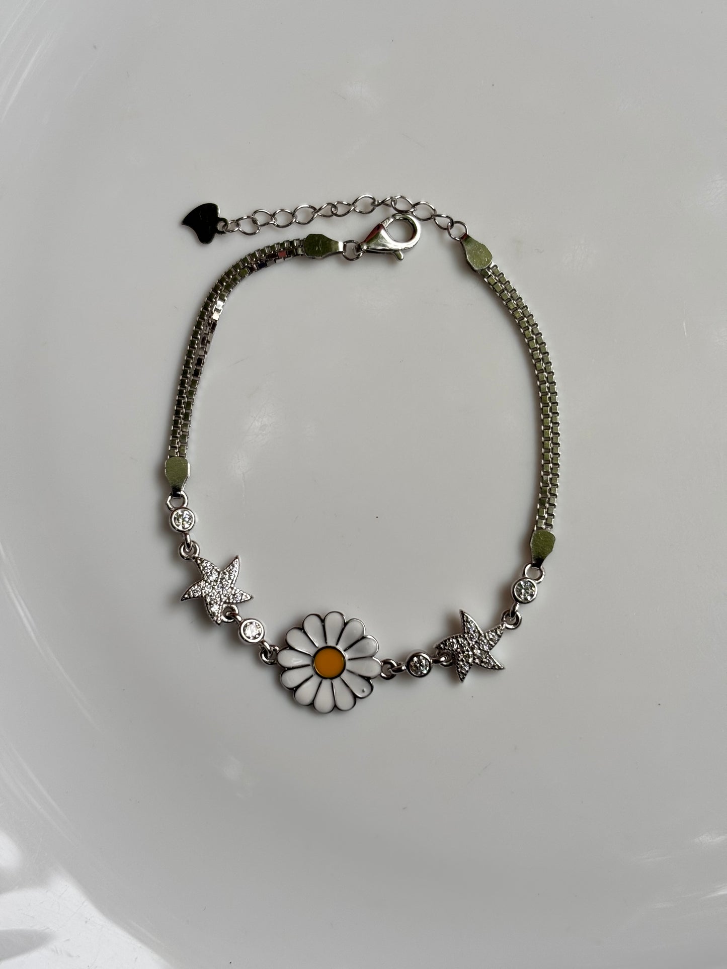 Nature's Bloom: 925 Silver Flower Chain Bracelet